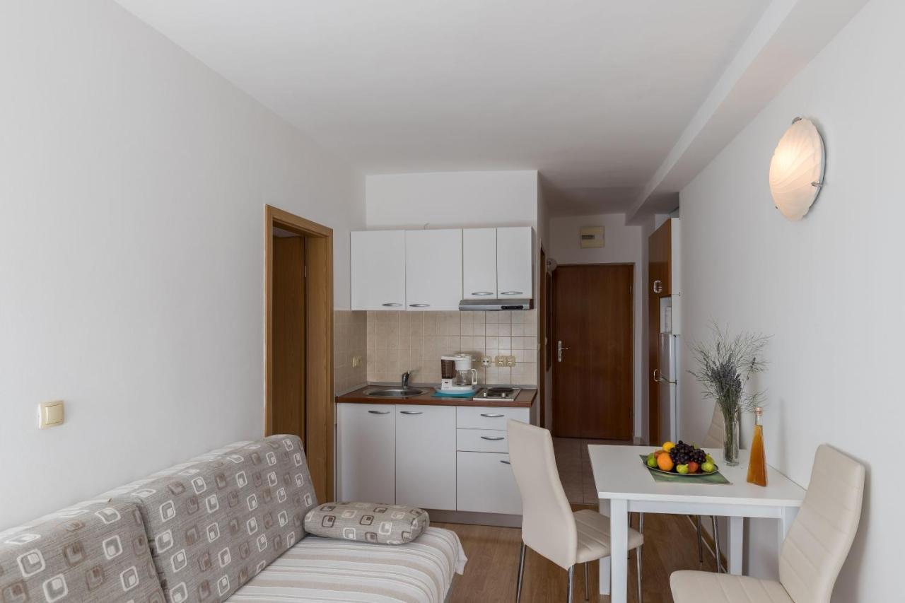 Apartments & Room Eva スラノ 部屋 写真